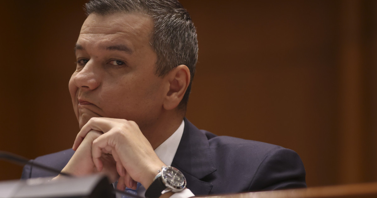 Sorin Grindeanu, liderul PSD, vorbind în cadrul unei ședințe.